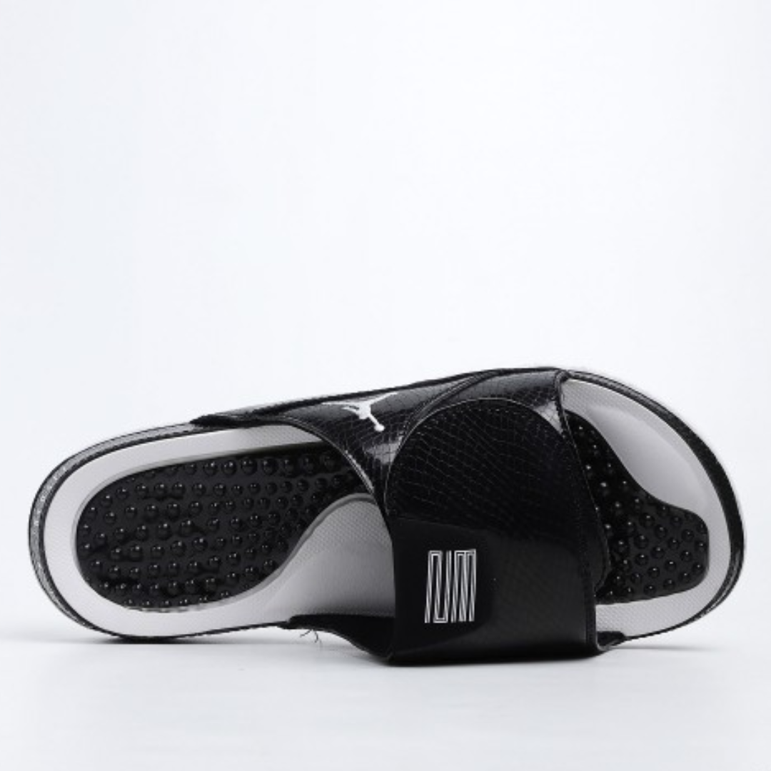 HYDRO 11 - BLACK